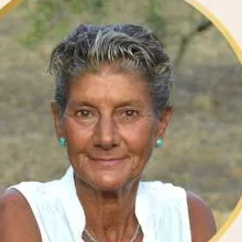 Angela Bittl Portrait